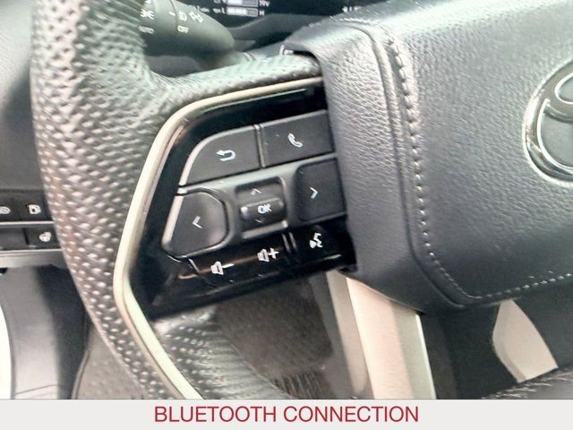 Used 2024 Toyota Tundra Limited image 29