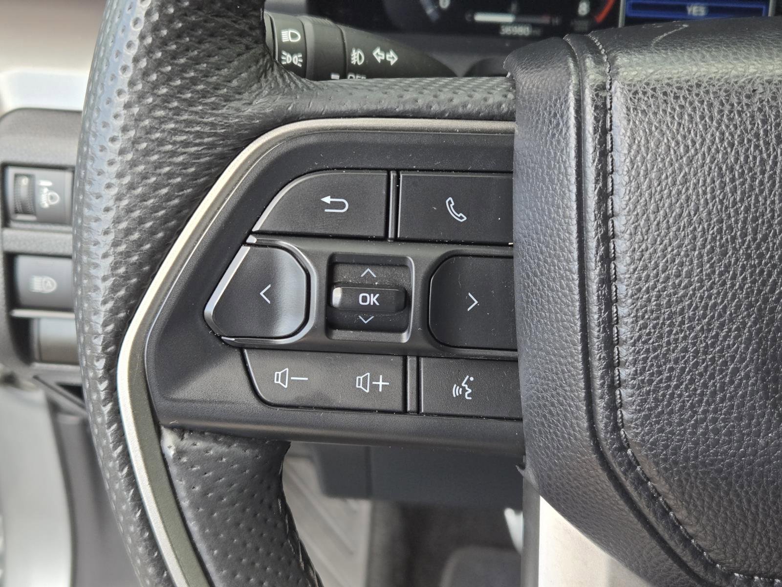 Used 2024 Toyota Tacoma TRD Sport image 18