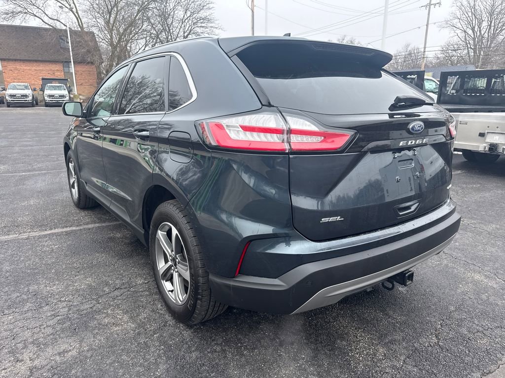 Used 2024 Ford Edge SEL w/ Convenience Package image 9