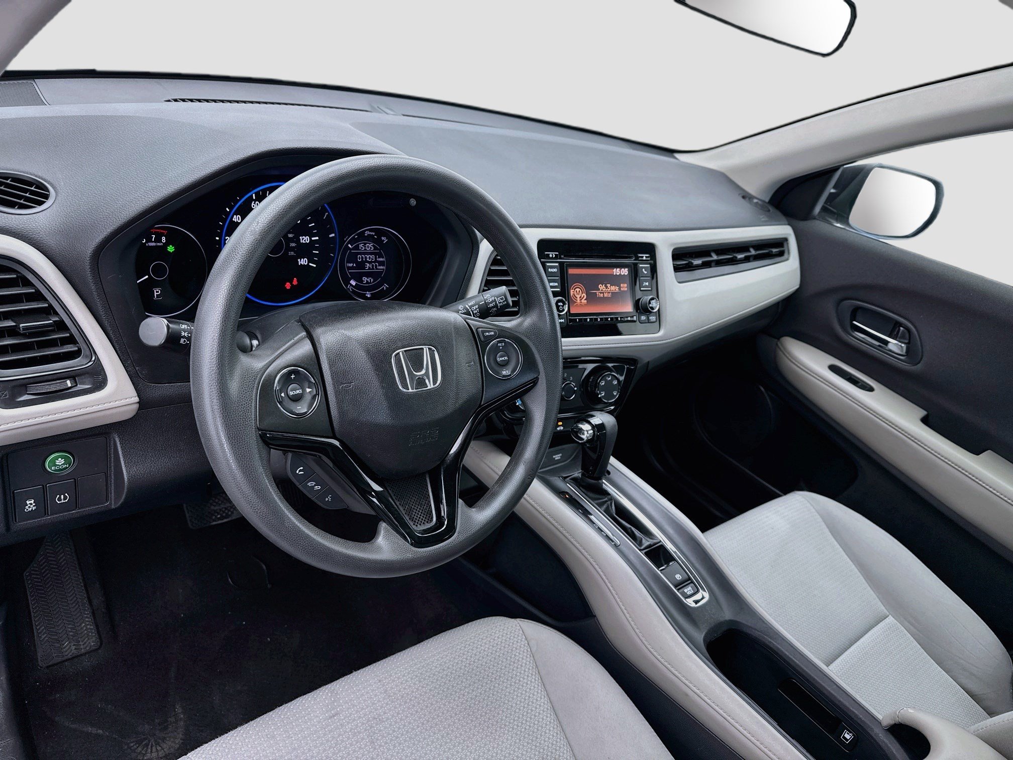 Used 2019 Honda HR-V LX image 7