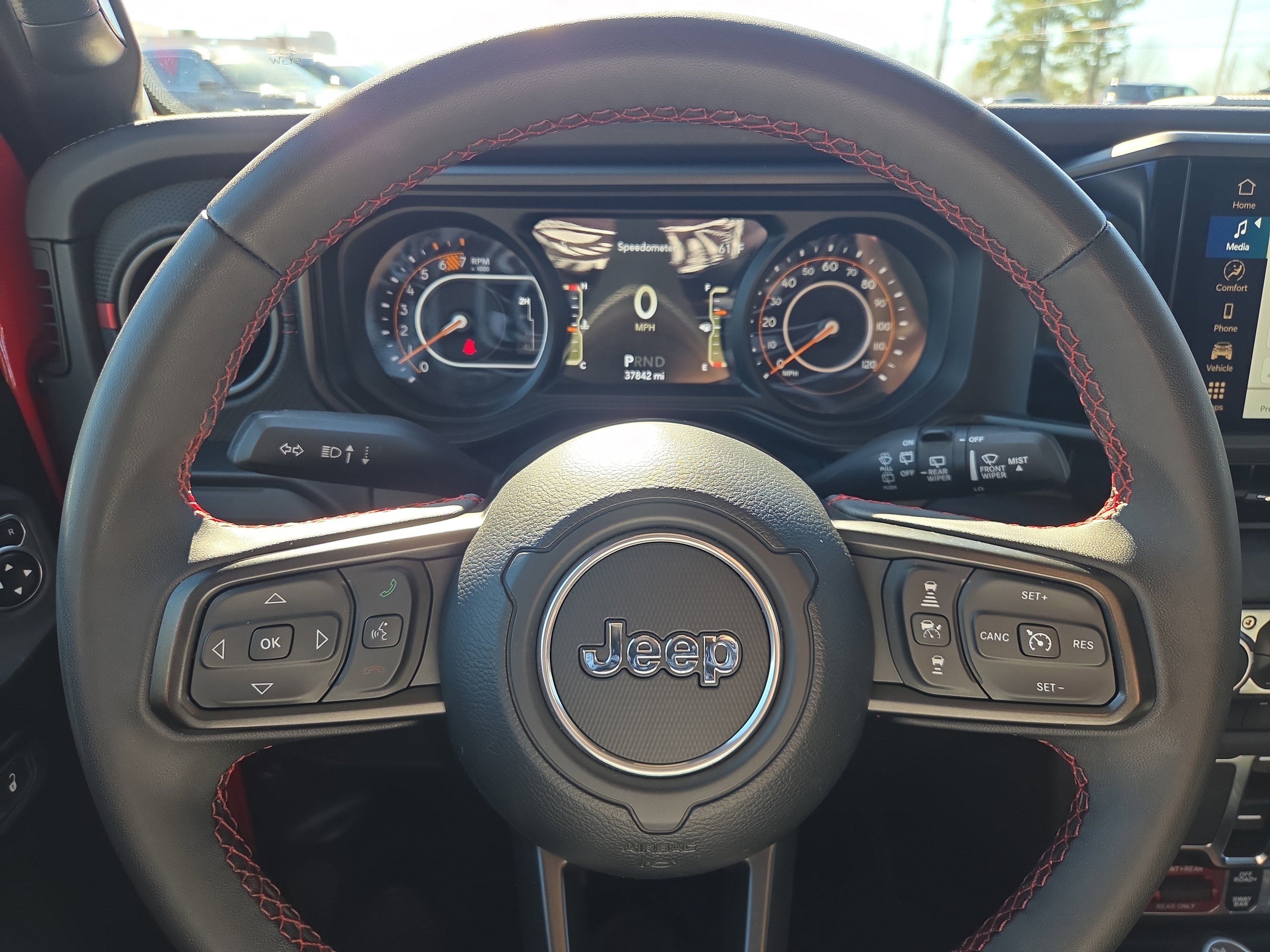 Used 2024 Jeep Wrangler Unlimited Rubicon image 11