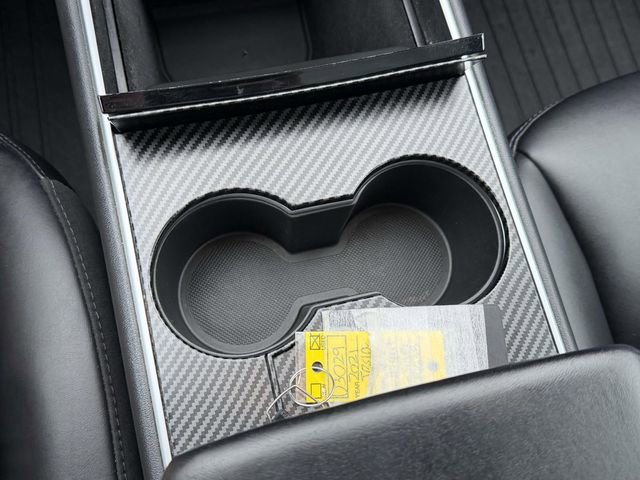 Used 2021 Tesla Model Y Long Range image 24