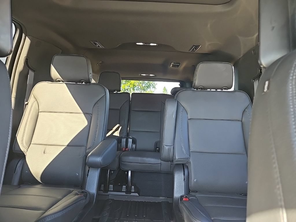 Used 2024 GMC Yukon XL Denali w/ Advanced Technology Package AWD/4WD image 38