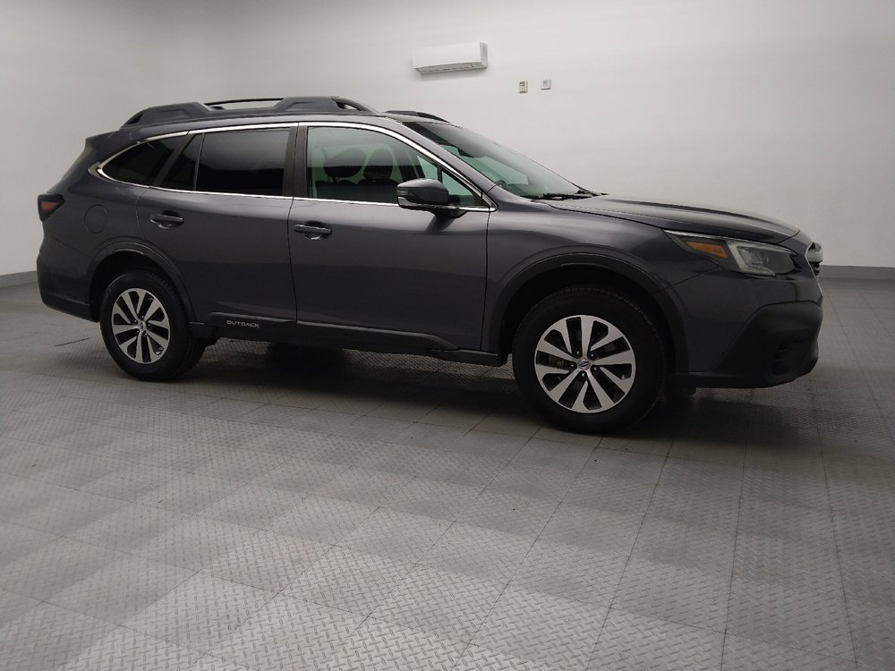 Used 2020 Subaru Outback Premium image 11