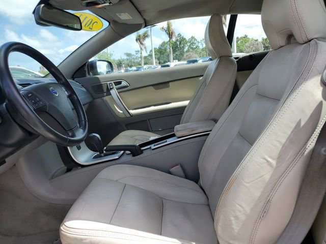 Used 2011 Volvo C70 T5 w/ Convenience Pkg image 10