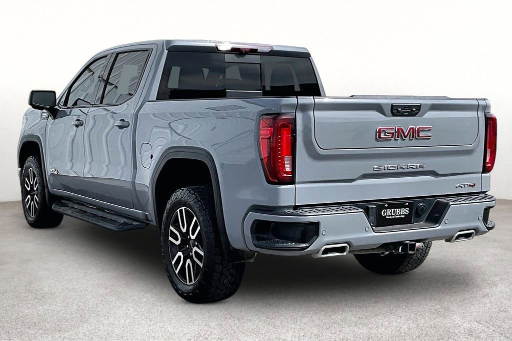 Used 2024 GMC Sierra 1500 AT4 w/ Technology Package AWD/4WD image 15