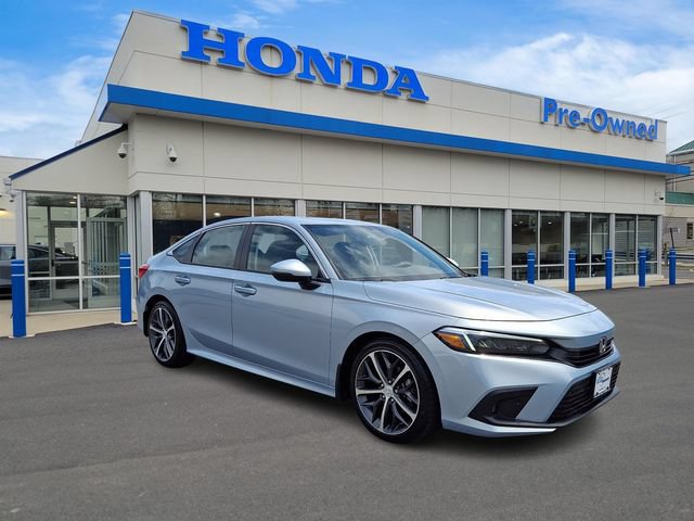 Used 2023 Honda Civic Touring image 3