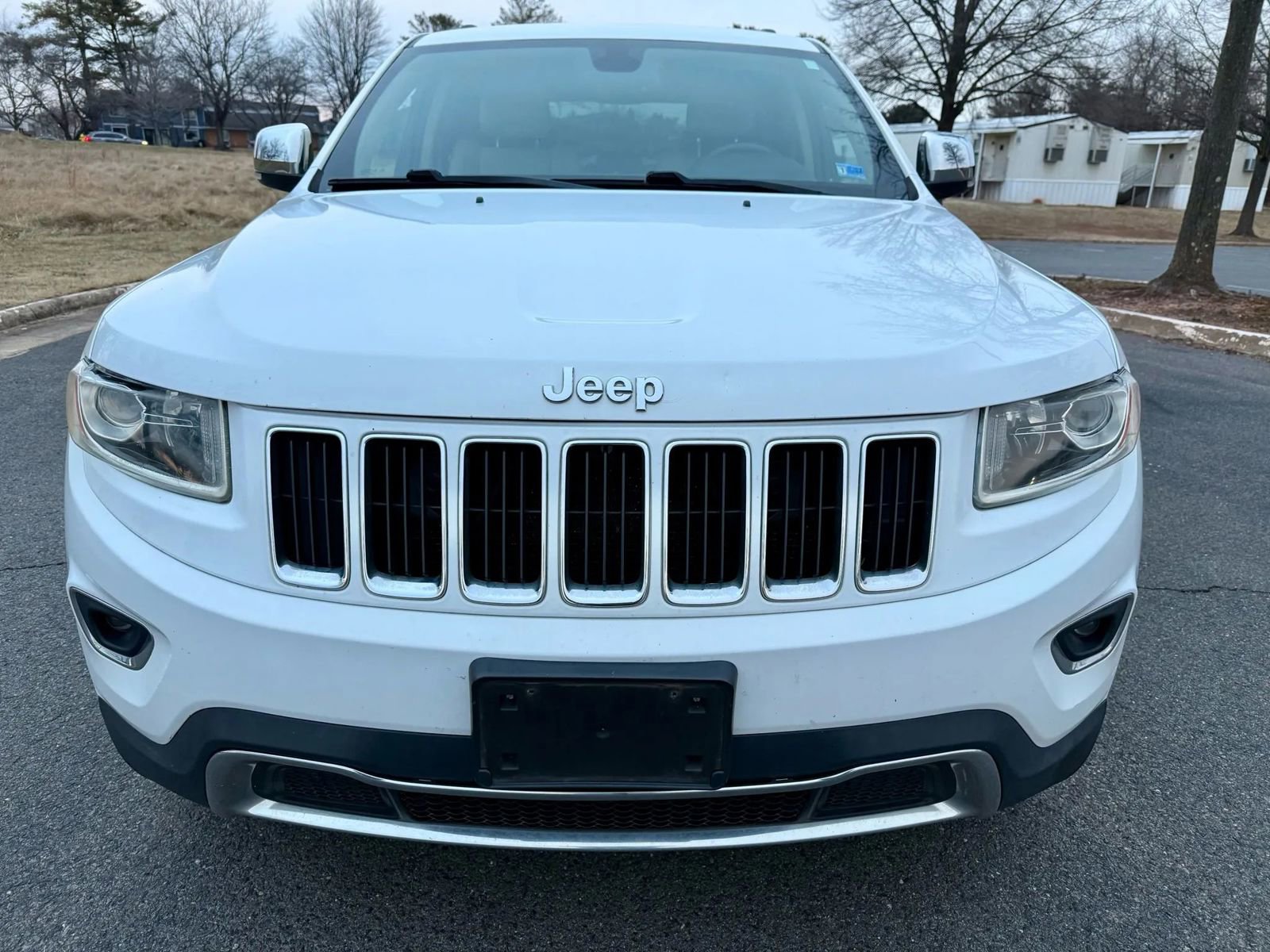 Used 2014 Jeep Grand Cherokee Limited image 2