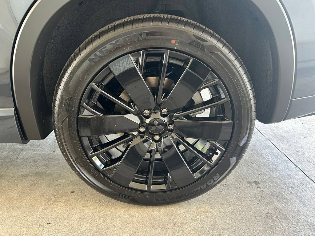 New 2026 Mitsubishi Outlander 4WD Plug-In Hybrid image 18