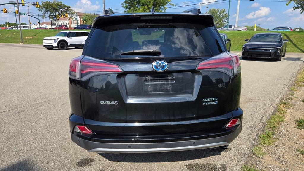 Used 2017 Toyota RAV4 Limited w/ Advanced Technology Package AWD/4WD image 4