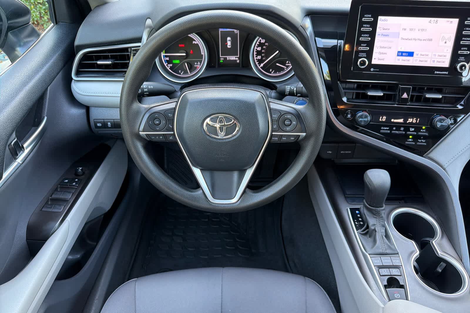 Used 2021 Toyota Camry LE FWD image 14