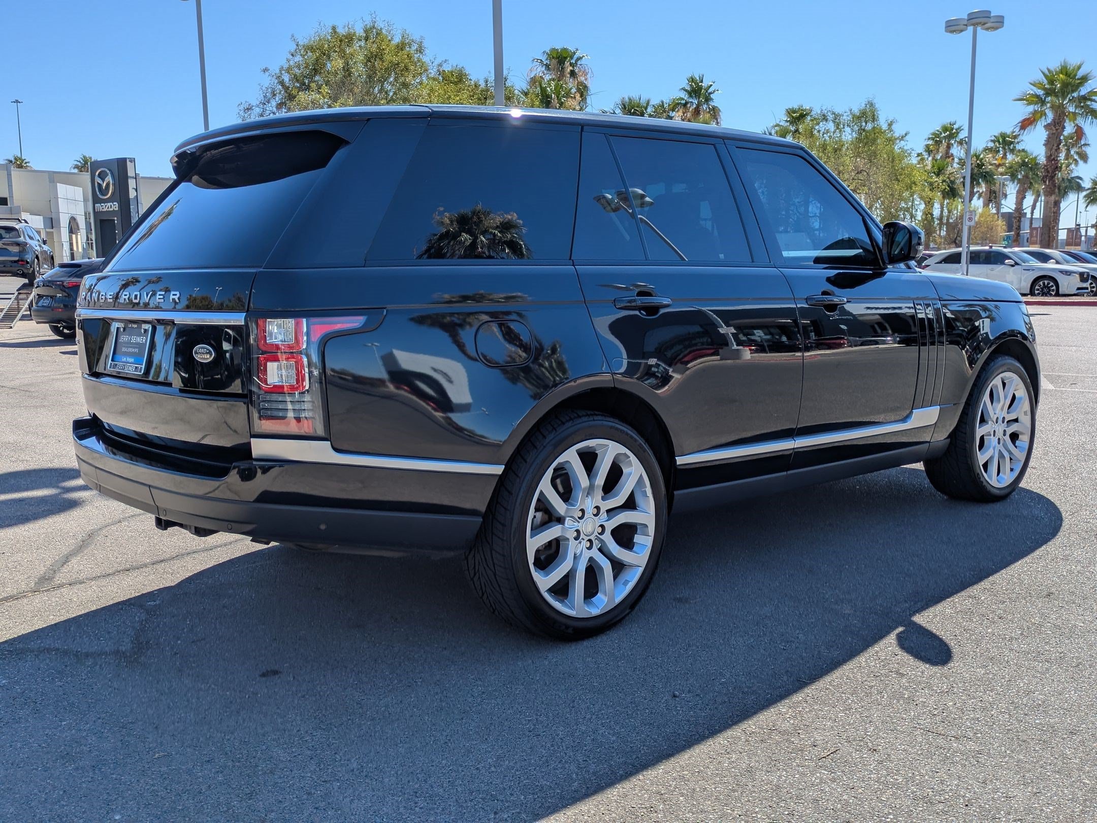 Used 2015 Land Rover Range Rover HSE AWD/4WD image 5