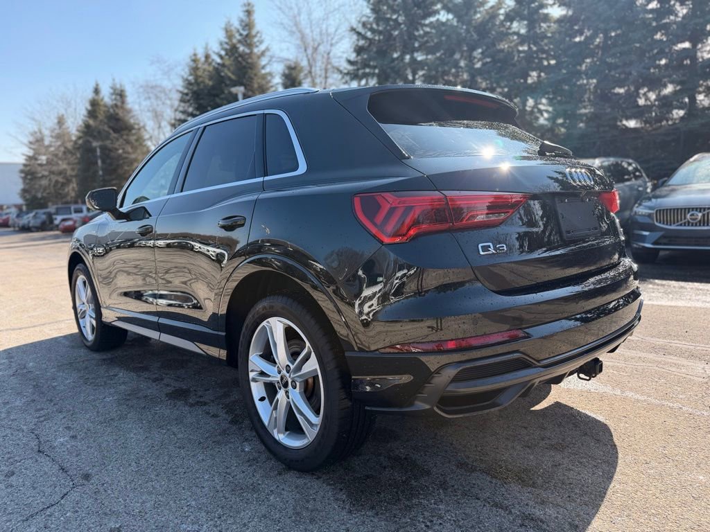Used 2022 Audi Q3 2.0T Premium Plus image 4