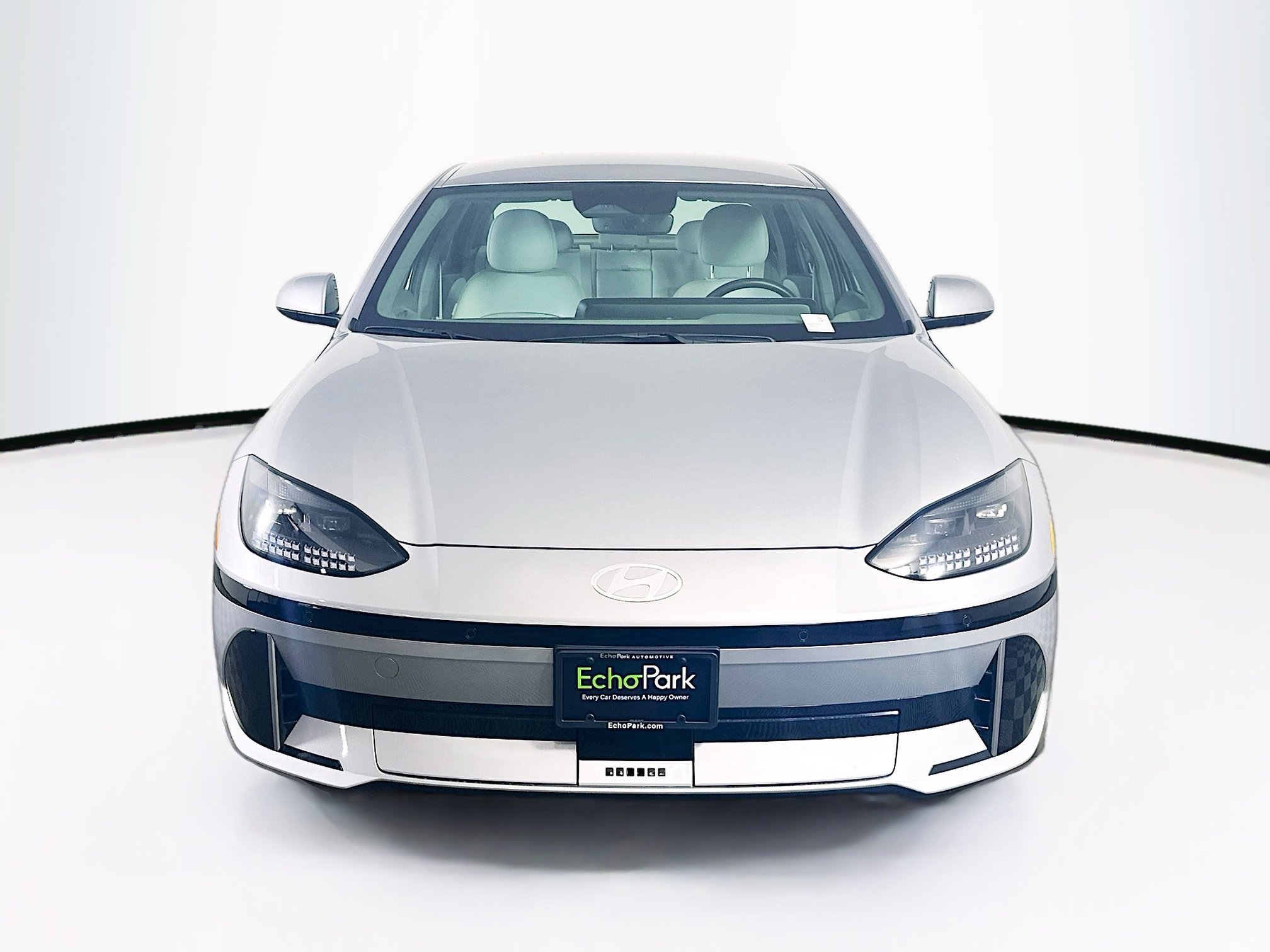 Used 2024 Hyundai Ioniq 6 SEL RWD image 2