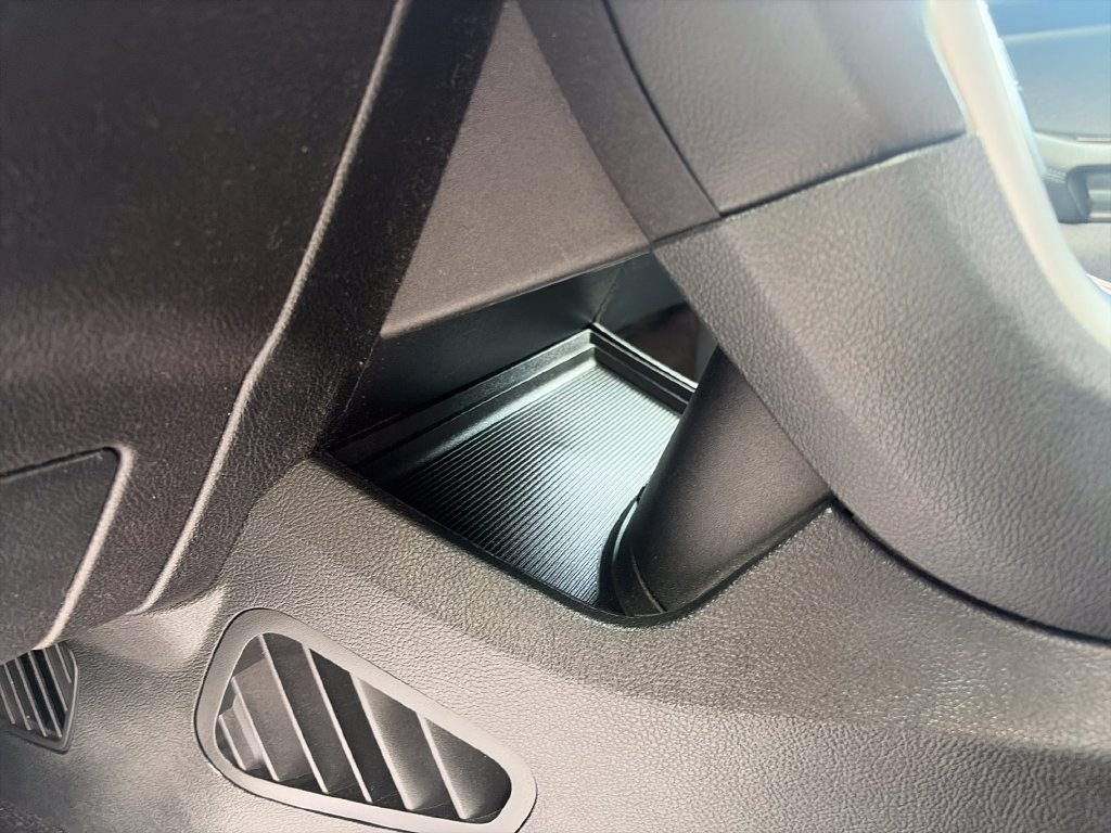 Used 2020 Ford Edge SEL FWD image 32