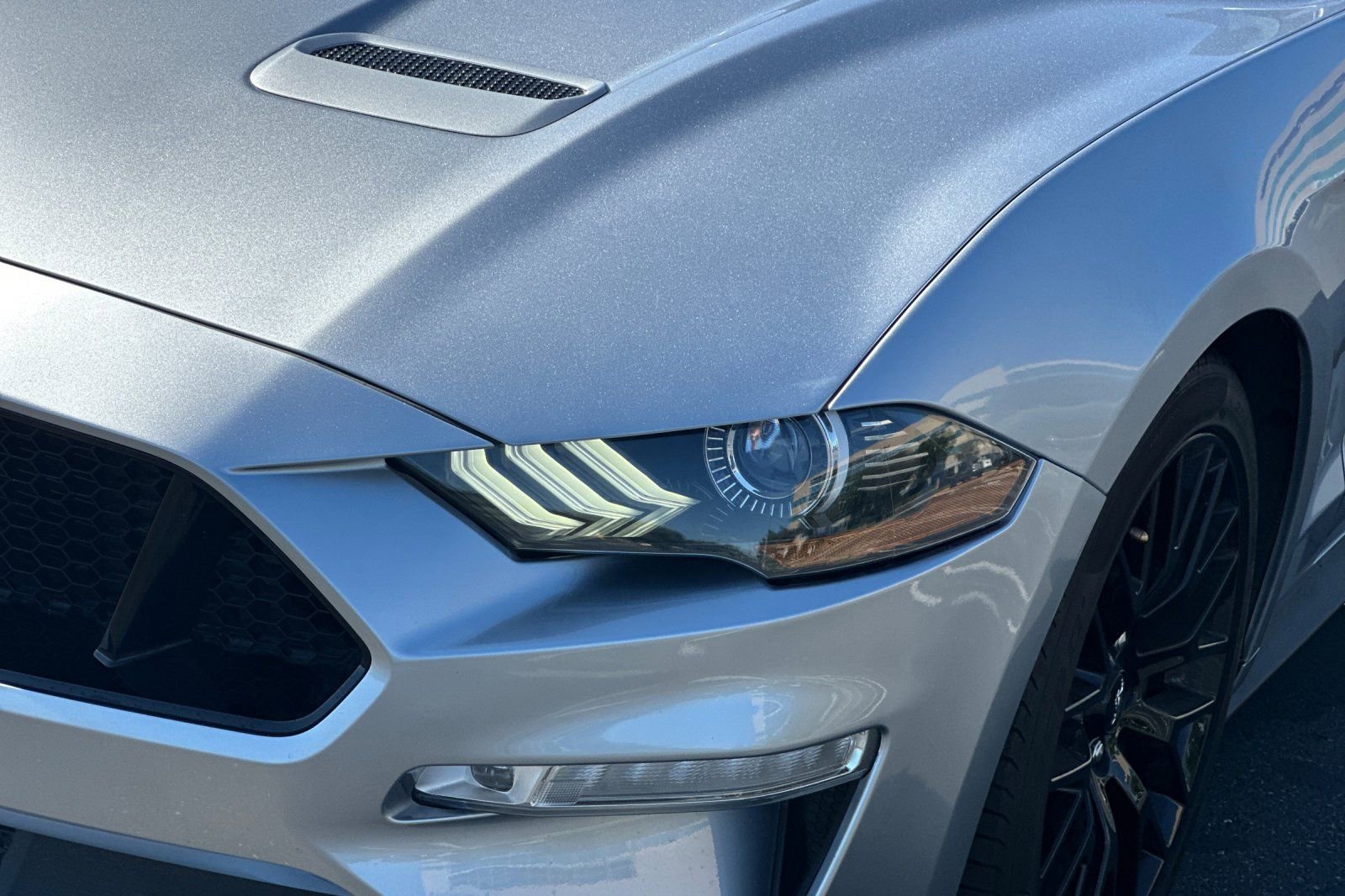 Used 2021 Ford Mustang GT Premium w/ GT Performance Package RWD image 48