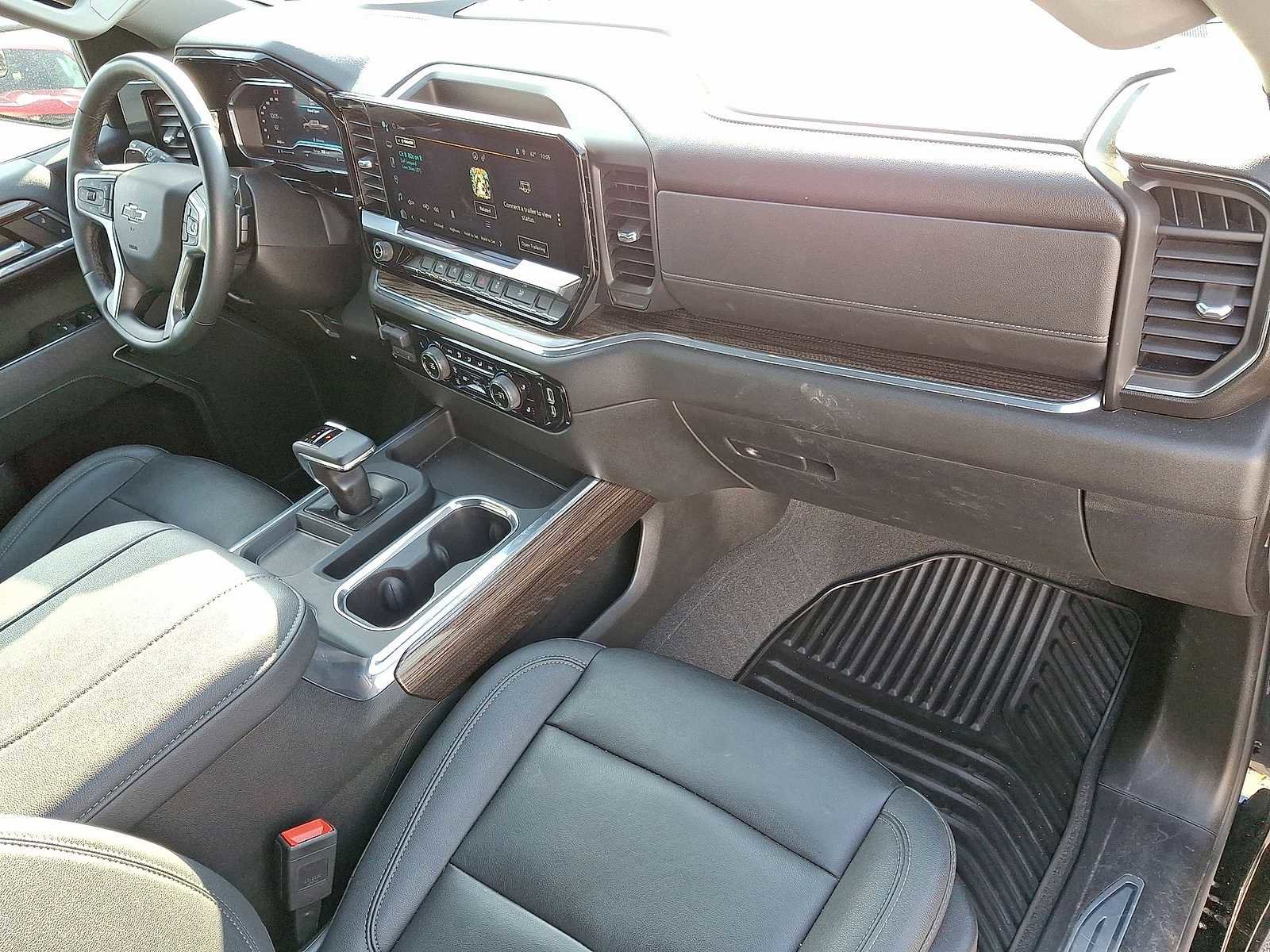 Used 2024 Chevrolet Silverado 1500 RST w/ Convenience Package II image 34