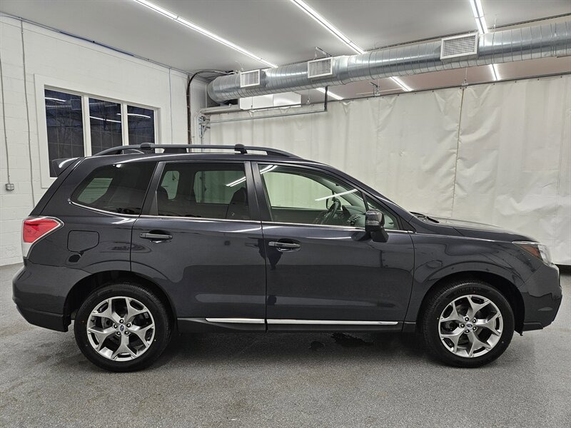Used 2018 Subaru Forester 2.5i Touring AWD/4WD image 4