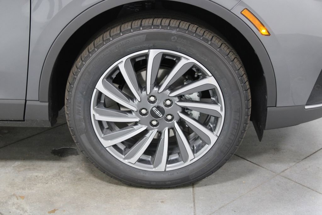 New 2026 Lincoln Corsair Reserve image 12