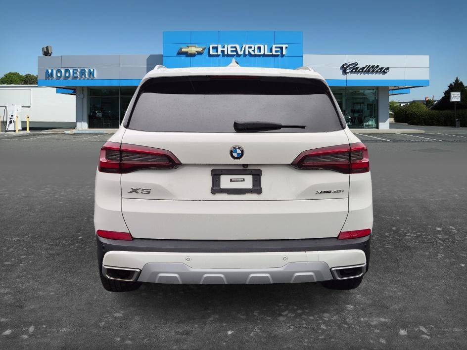 Used 2021 BMW X5 xDrive40i w/ Premium Package 2 AWD/4WD image 4