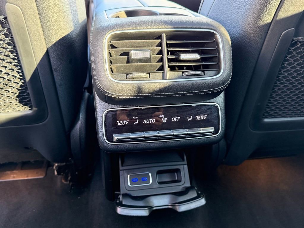 Used 2025 Mercedes-Benz GLS 450 4MATIC image 32