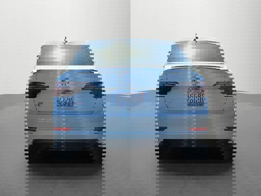 Used 2021 Volkswagen Jetta GLI image 5