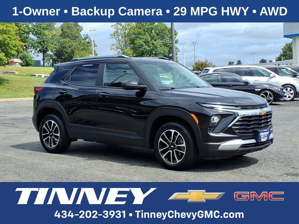 Used 2025 Chevrolet TrailBlazer LT AWD/4WD image 1