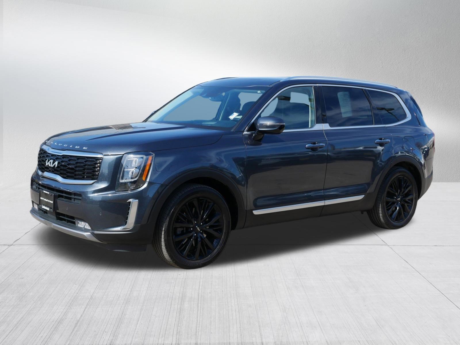 Certified 2022 Kia Telluride SX w/ SX Prestige Package image 3