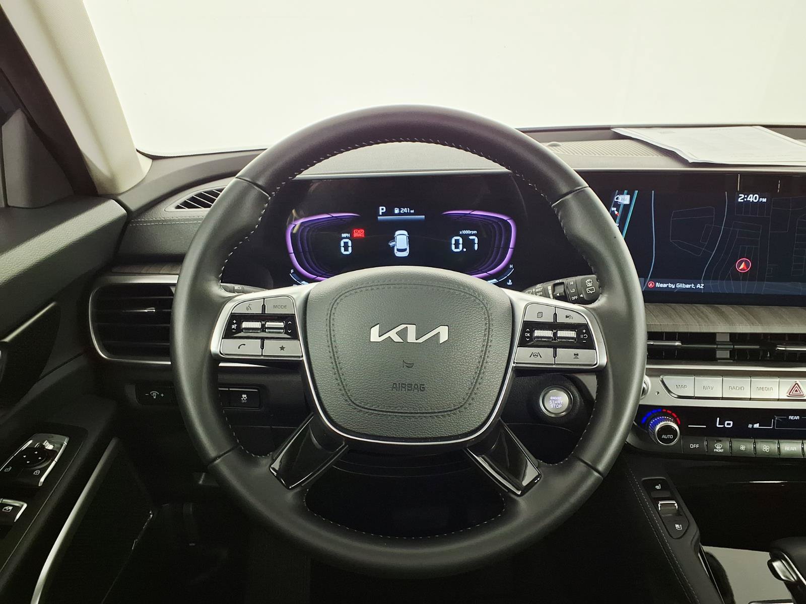 Used 2023 Kia Telluride EX w/ EX Captain's Chair Package FWD image 16