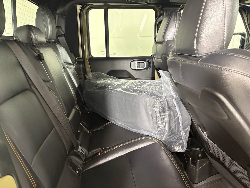 New 2026 Jeep Gladiator Willys AWD/4WD image 17