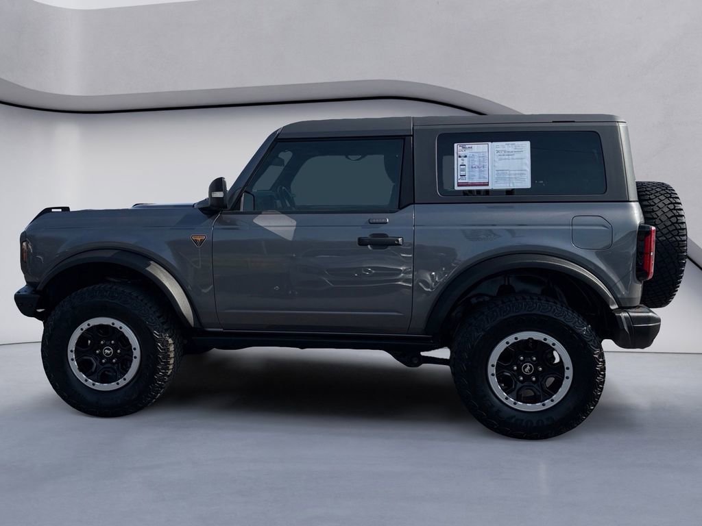 Used 2023 Ford Bronco Badlands image 2