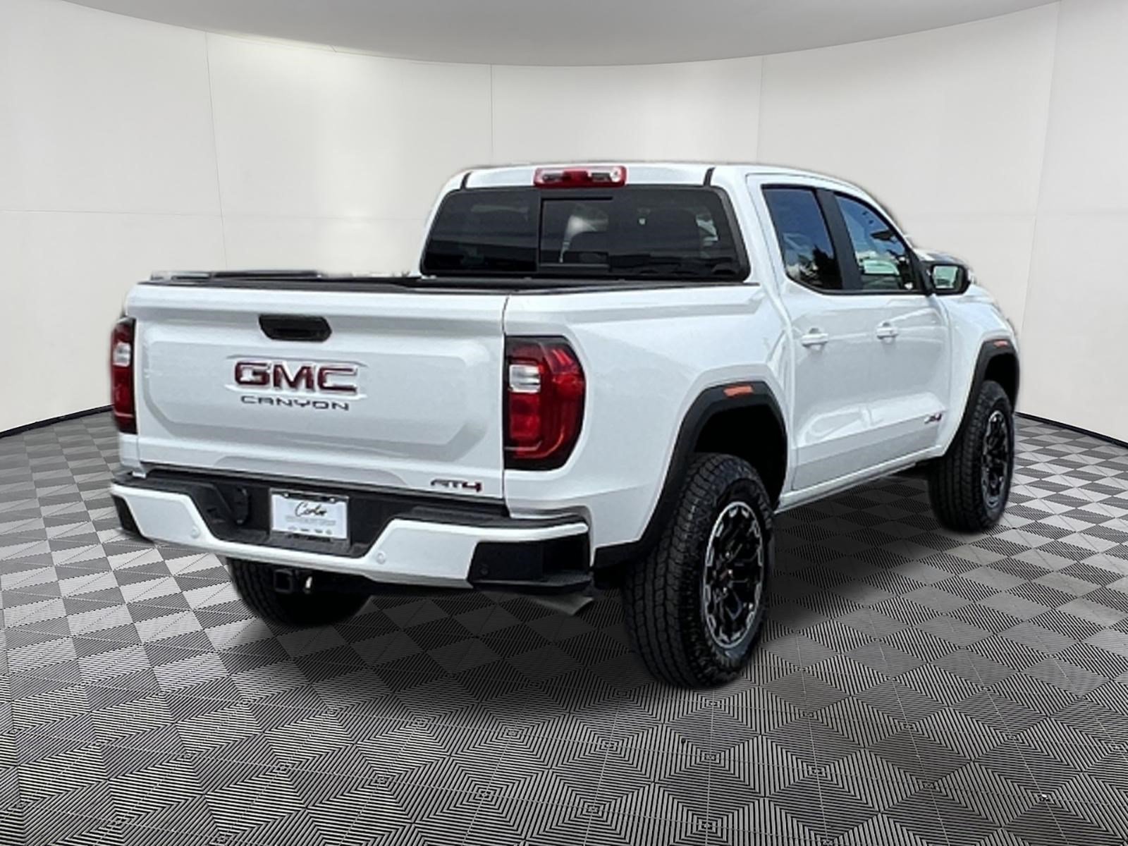 Used 2026 GMC Canyon AT4 AWD/4WD image 6
