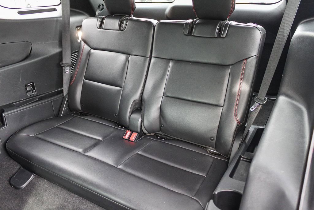 Used 2023 Ford Explorer ST-Line w/ Class IV Trailer Tow Package image 24