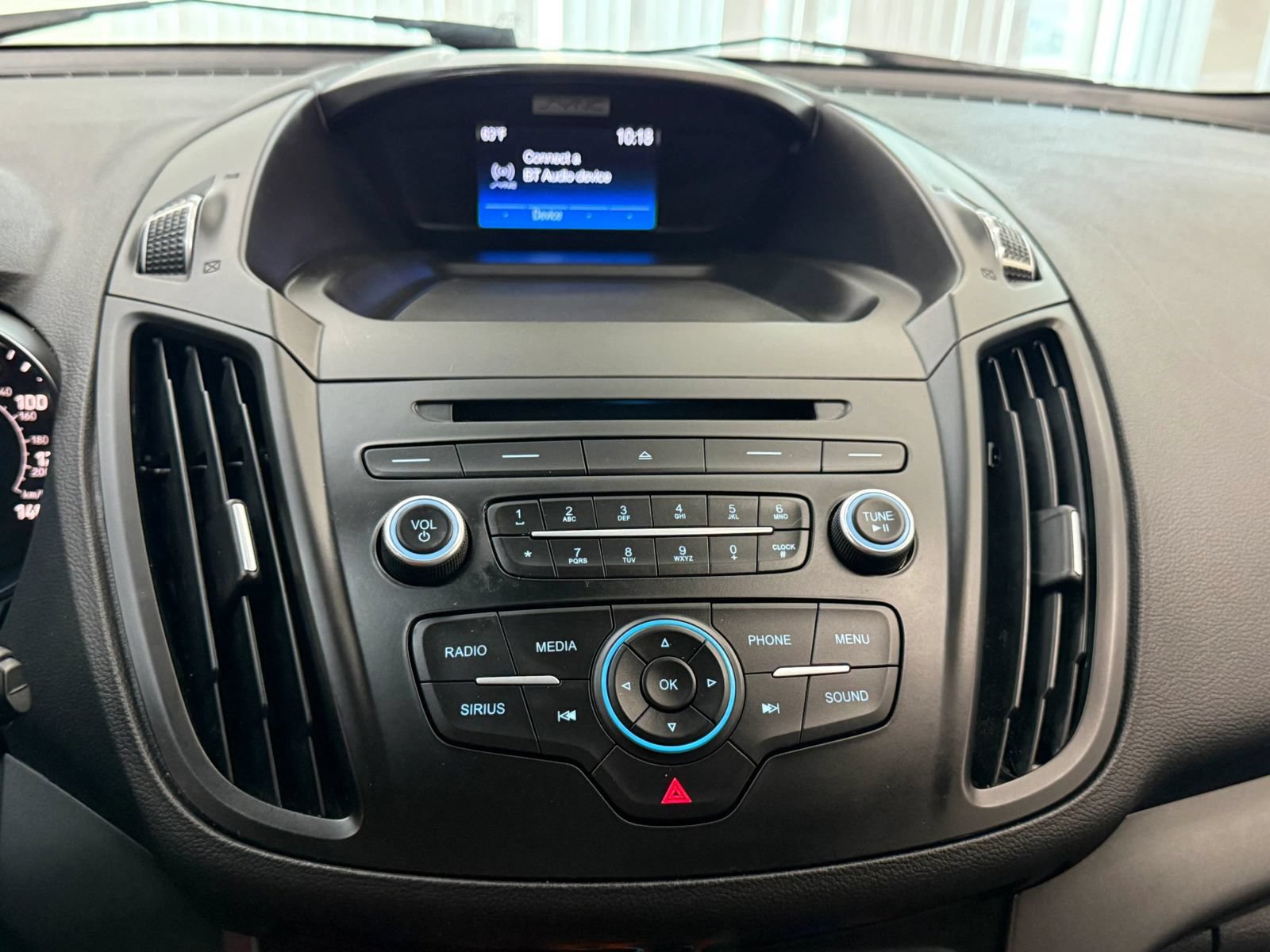 Used 2017 Ford Escape SE AWD/4WD image 32