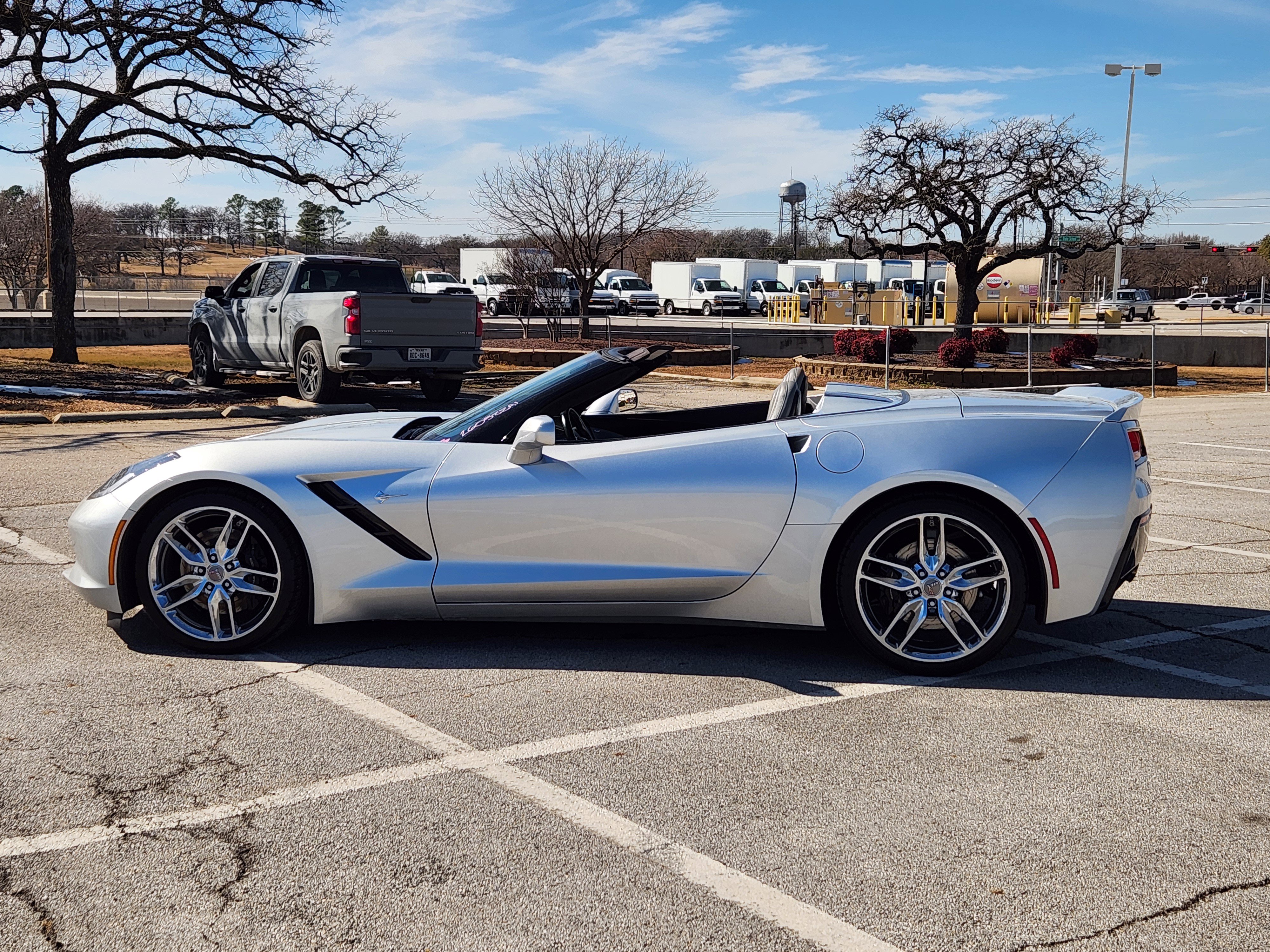 Used 2015 Chevrolet Corvette Stingray Convertible w/ 3LT Preferred Equipment Group image 4