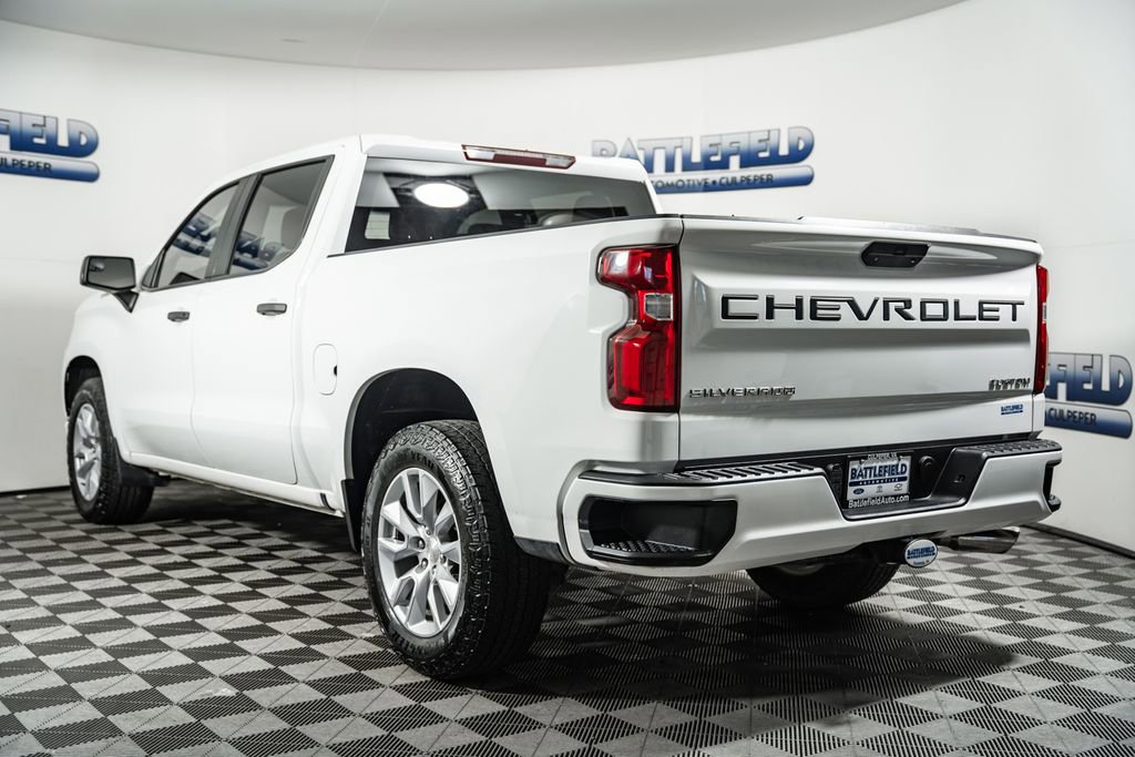 Used 2019 Chevrolet Silverado 1500 Custom w/ Custom Convenience Package image 4