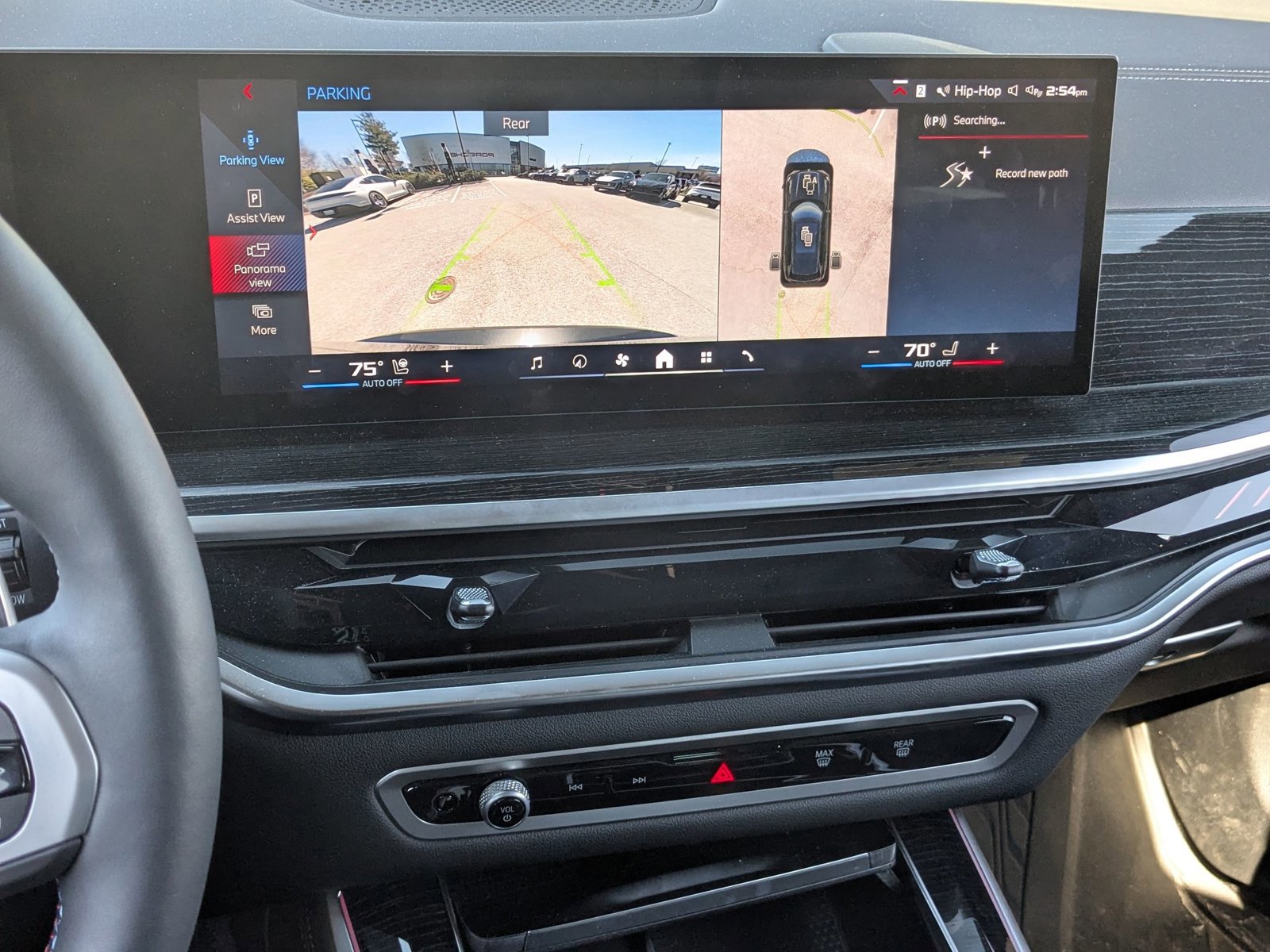 Used 2025 BMW X5 M60i w/ Executive Package image 14