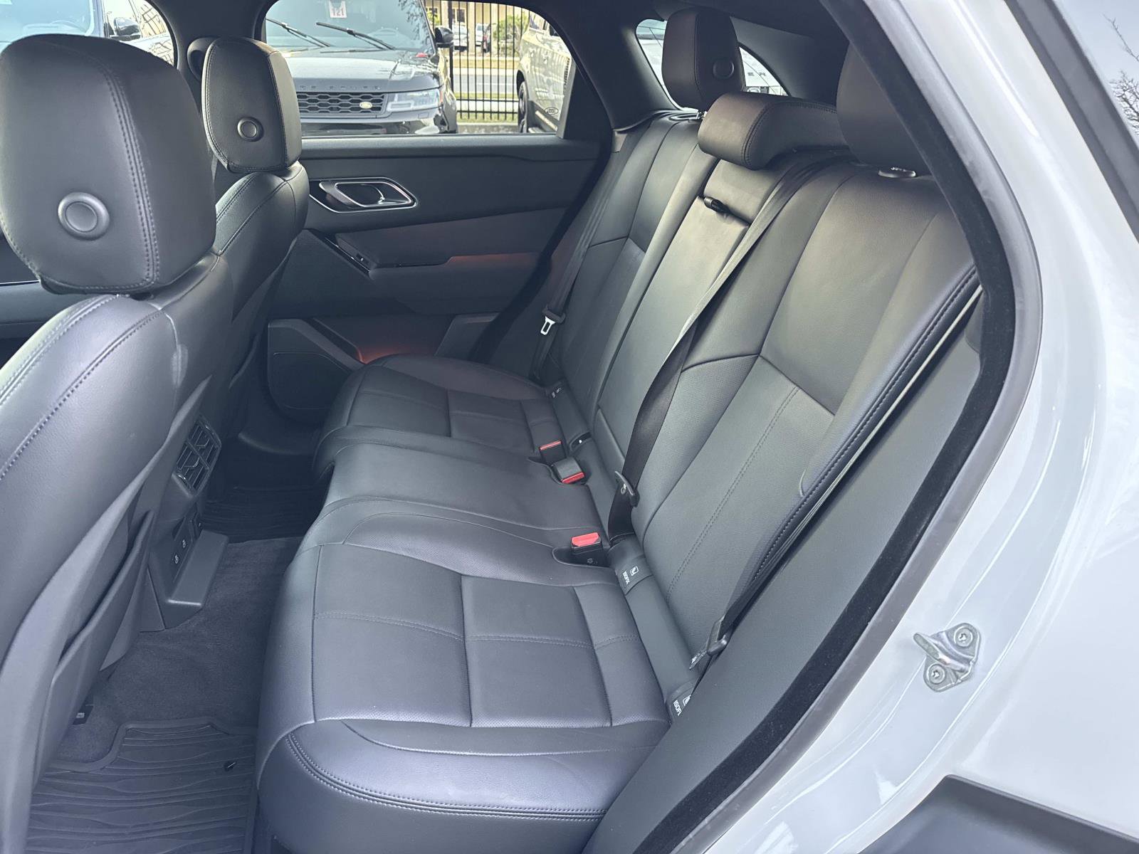 Used 2024 Land Rover Range Rover Velar Dynamic SE image 14