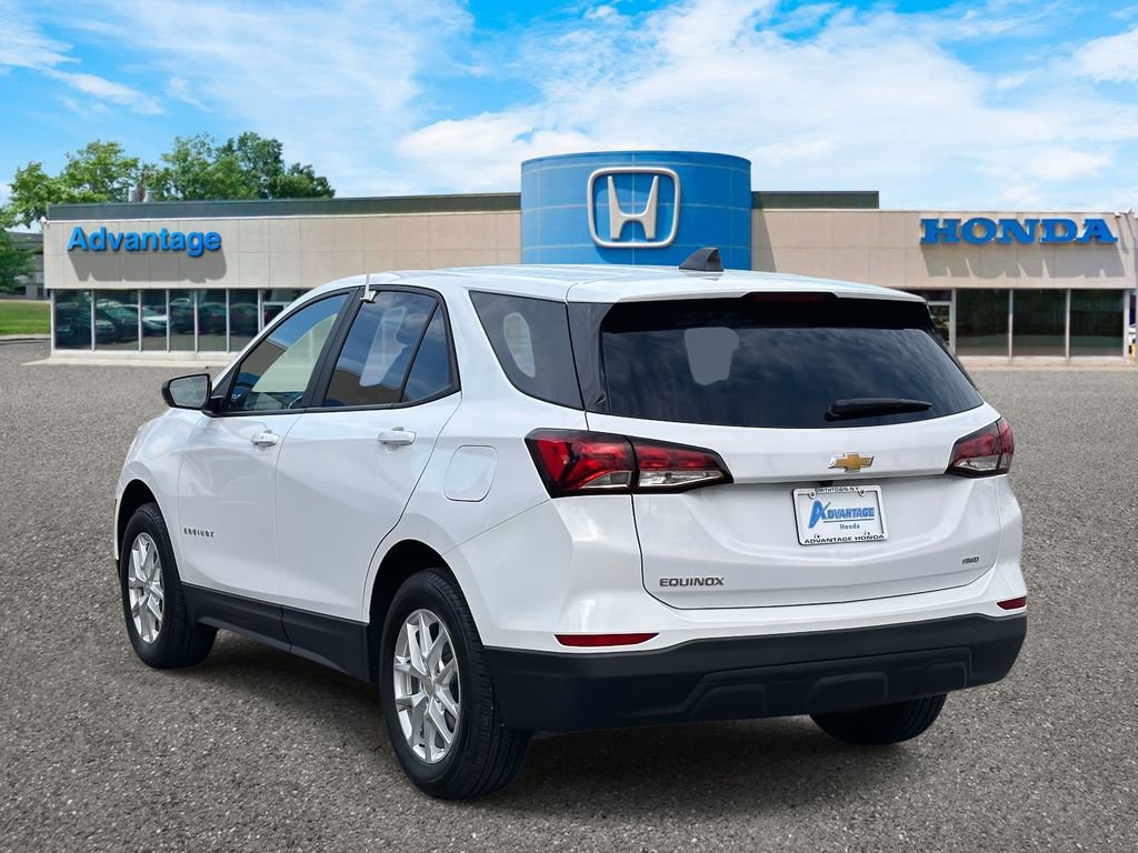 Used 2023 Chevrolet Equinox LS w/ LS Convenience Package image 5