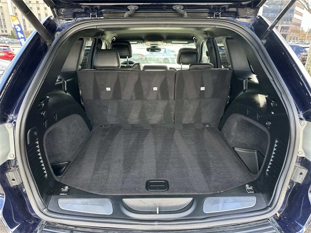 Used 2018 Jeep Grand Cherokee Limited image 11