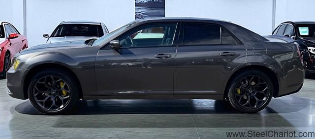 Used 2019 Chrysler 300 S image 2