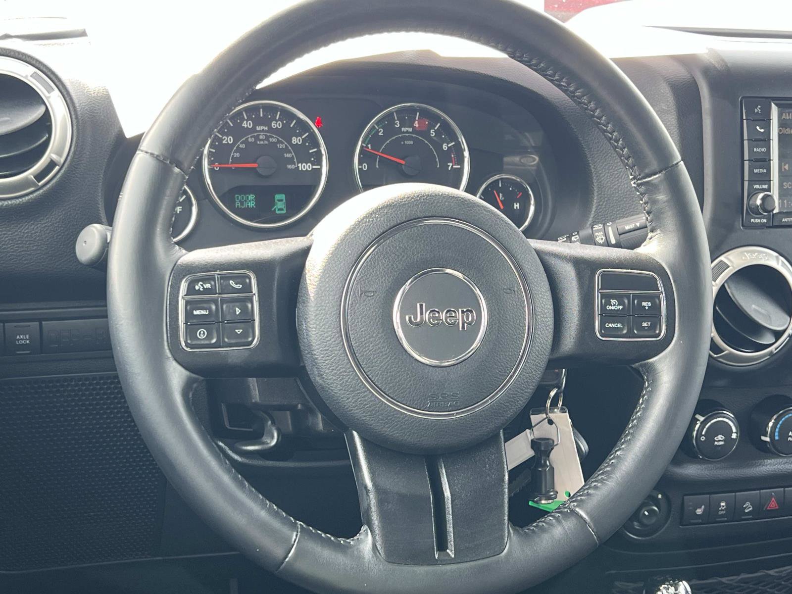 Used 2016 Jeep Wrangler Unlimited Rubicon w/ Connectivity Group image 8