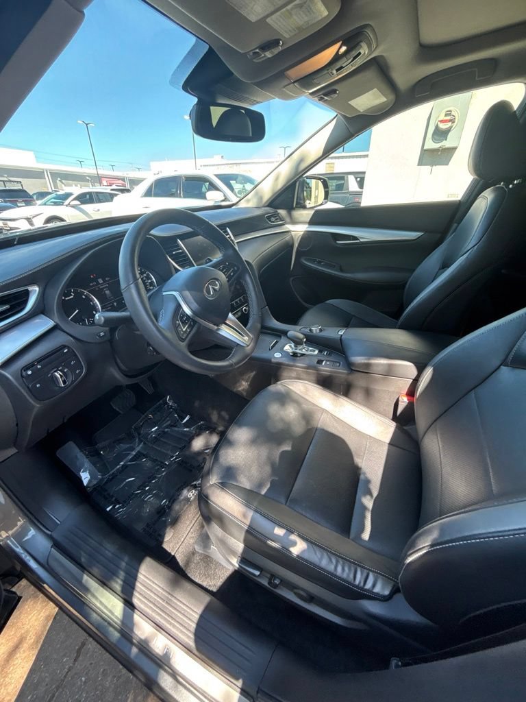 Used 2021 INFINITI QX50 Essential w/ Convenience Package FWD image 12