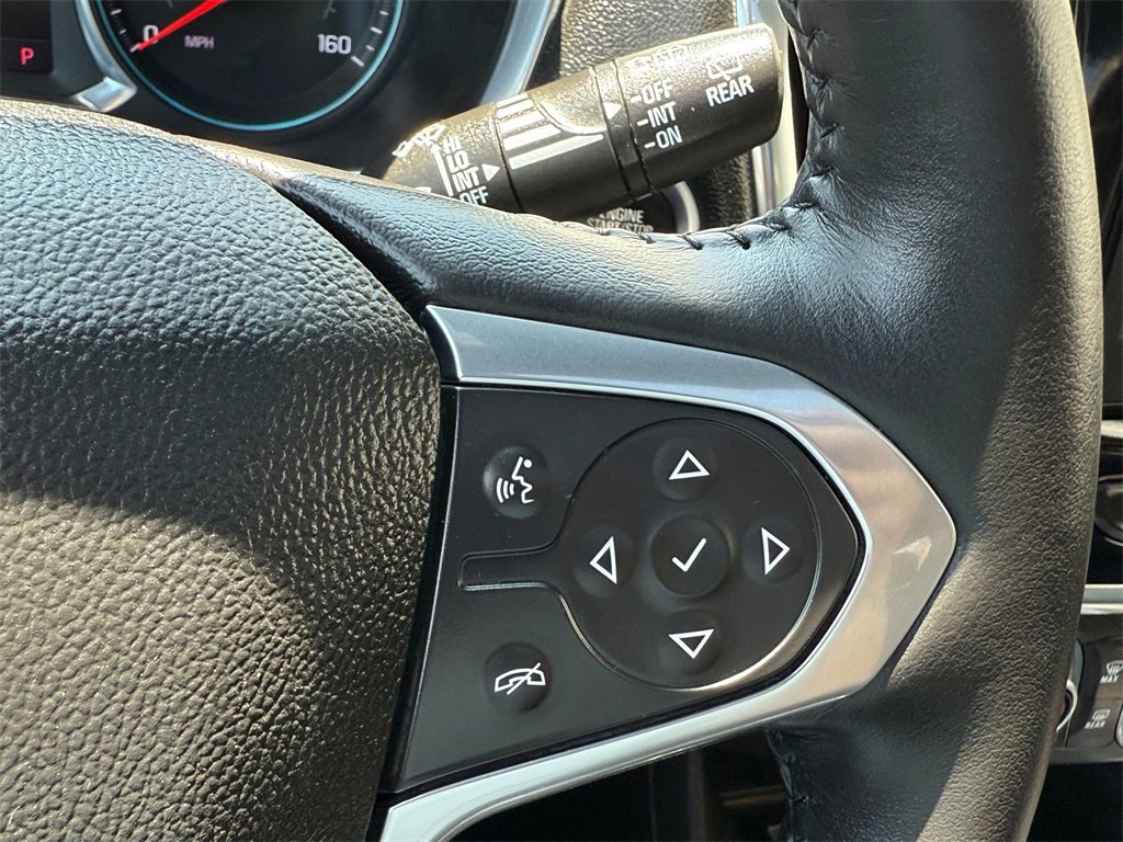 Used 2022 Chevrolet Traverse RS image 19