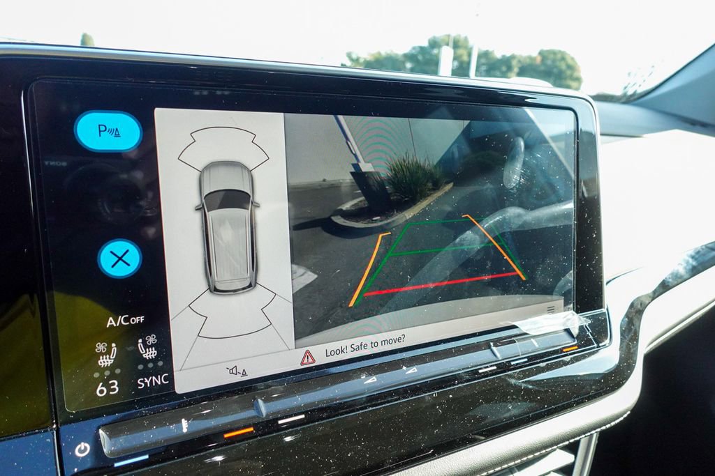 New 2026 Volkswagen Atlas SE image 24