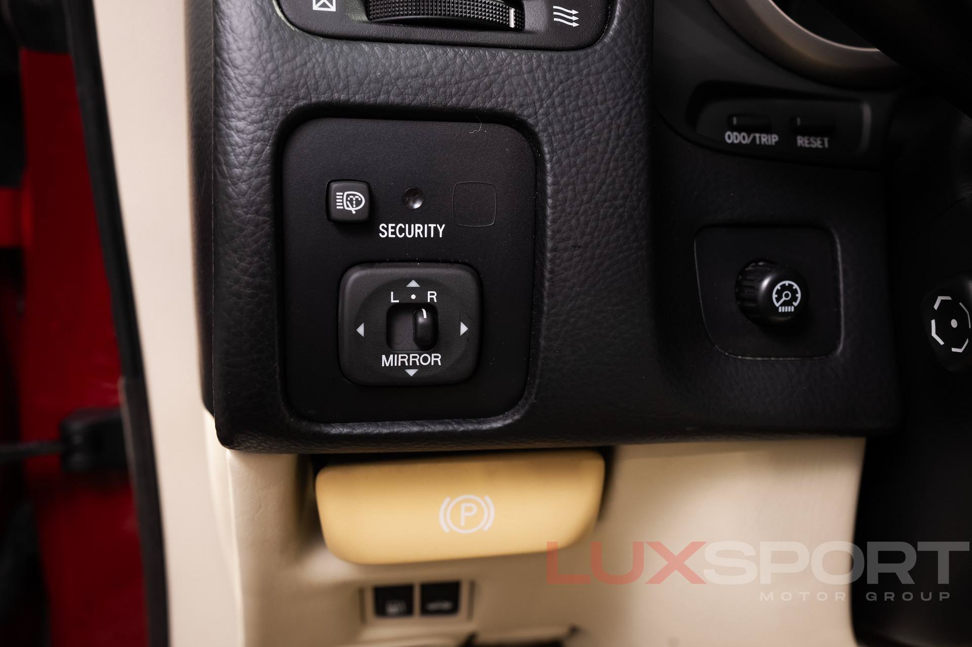 Used 2008 Lexus SC 430 Convertible RWD image 29