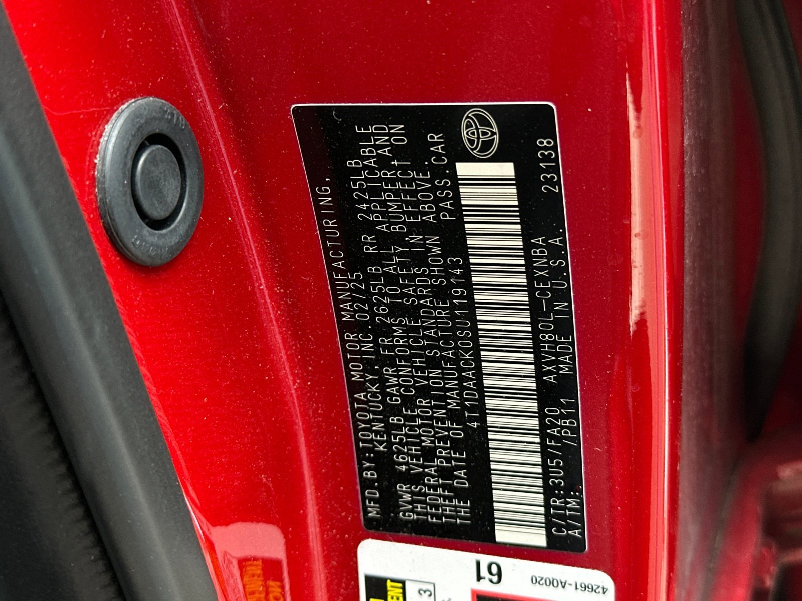 Used 2025 Toyota Camry LE image 27