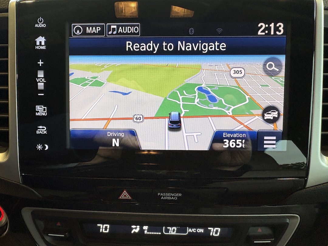 Used 2017 Honda Pilot Touring image 18