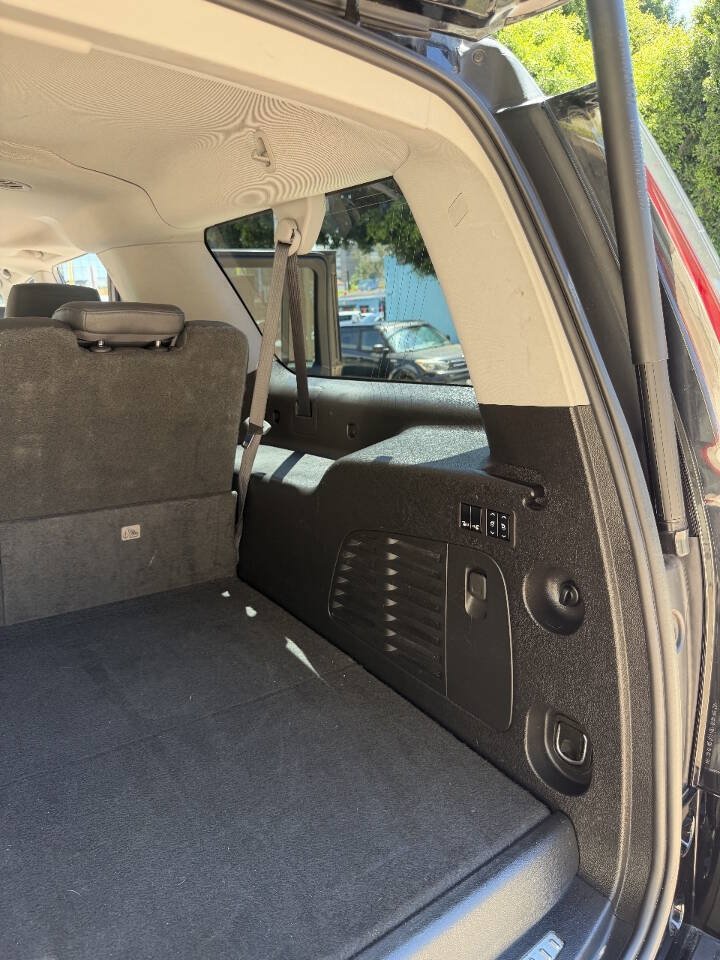 Used 2018 Cadillac Escalade ESV Luxury RWD image 34