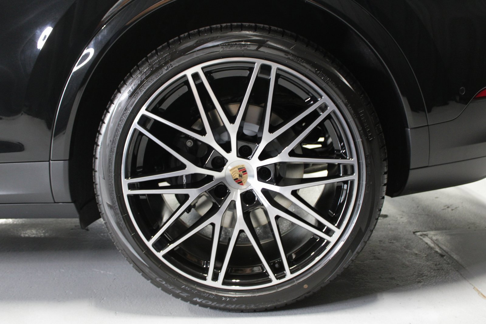 New 2026 Porsche Cayenne E-Hybrid Coupe image 13